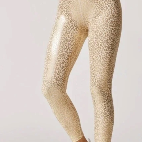 Carbon38 Mini Leopard 7/8 Legging - Shiny Beige-Gold XS NWT - Picture 6 of 7